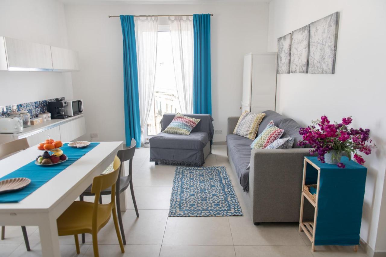 Sliema, Villa Savoia Luxury Apartment For 5 Guests Gzira Extérieur photo