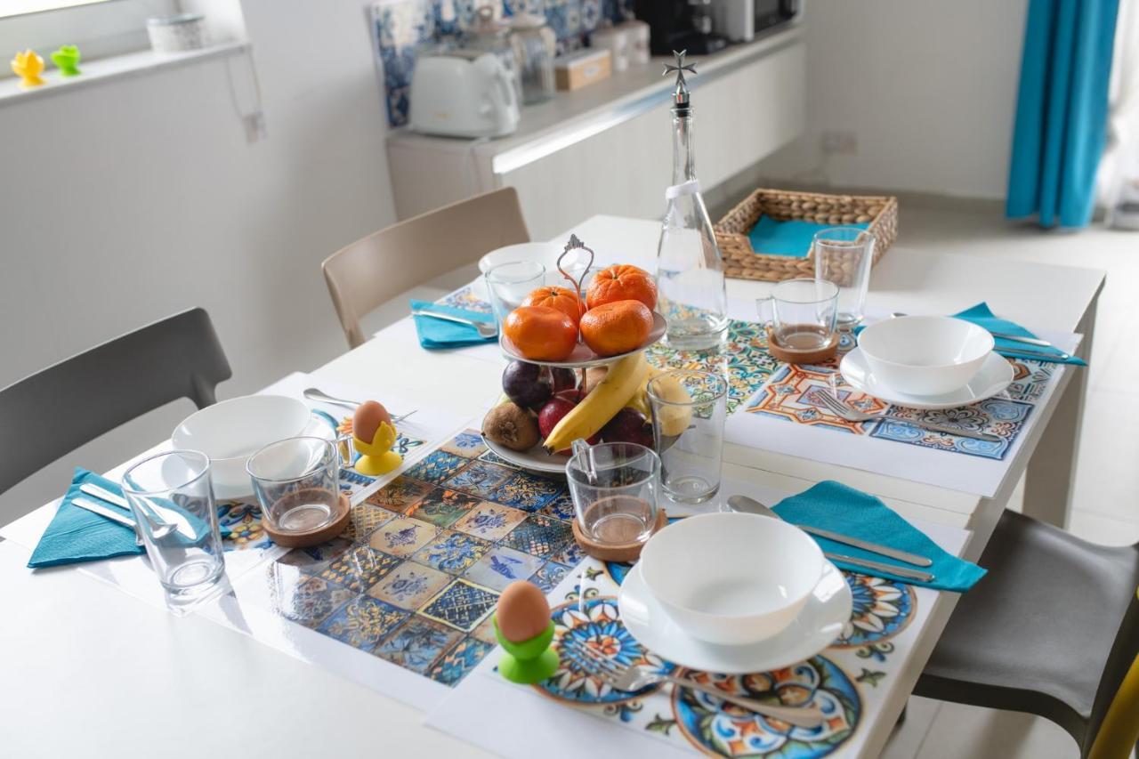 Sliema, Villa Savoia Luxury Apartment For 5 Guests Gzira Extérieur photo